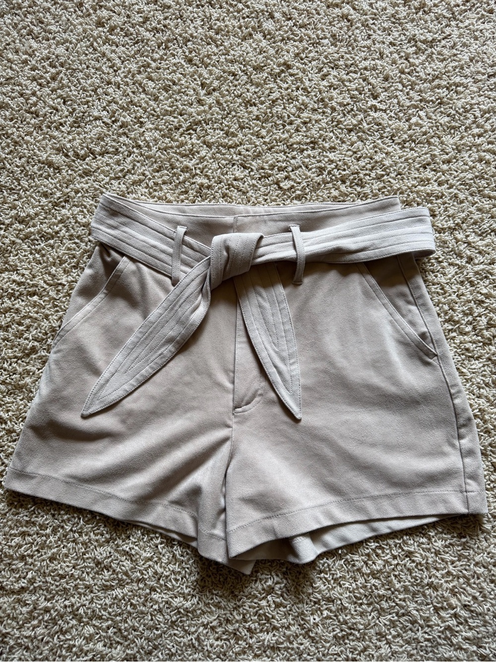 Abercrombie & Fitch High-Waist Tie-Belt Cream Shorts